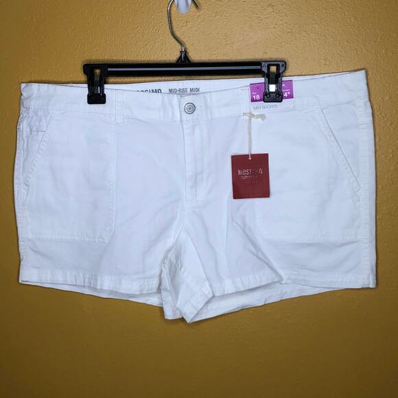 Mossimo White Mid-Rise Midi Shorts 18 New - Picture 1 of 6